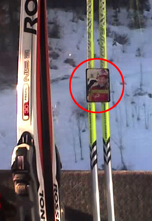 Ski pole clip gadget