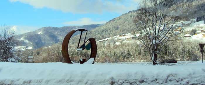 <Photo of the new roundabout decoration between Thones and Alex in the Aravis, Haute Savoie, France>