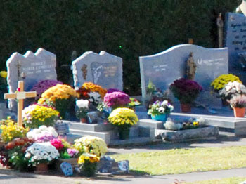 <Photo of a French cemetery on Alla Saints Day >