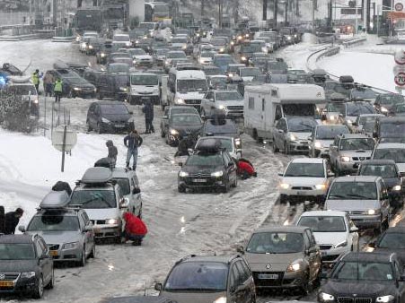 Snowy traffic in French Alps