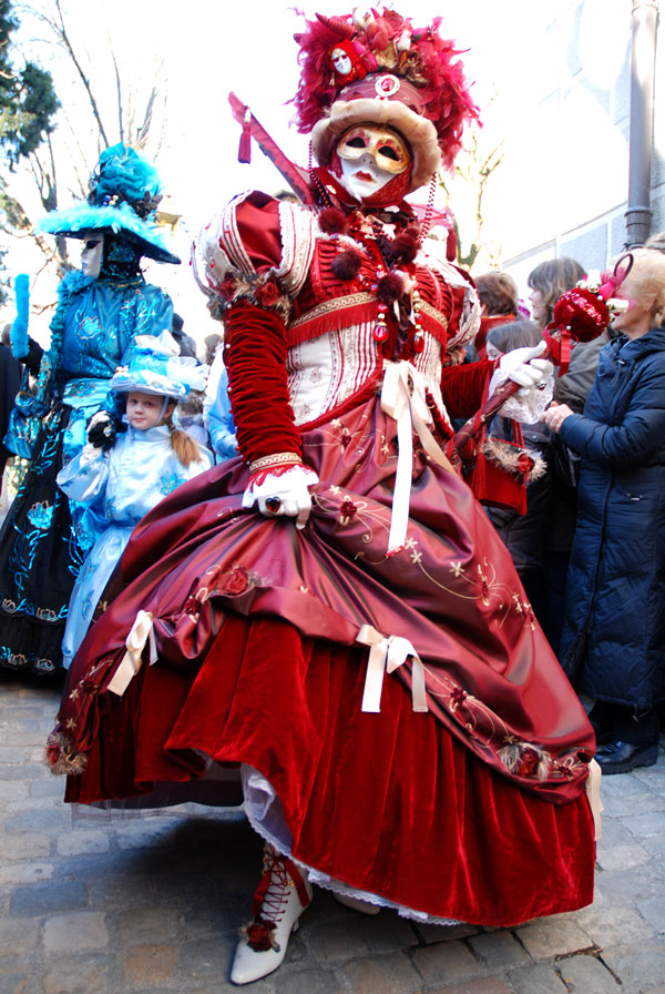 Annecy animation - Venetian carnival in February