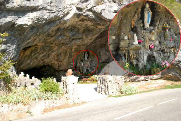 French religious grotto