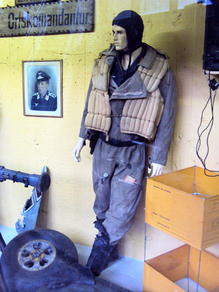 Batterie Todt bunker, French cost, sausage jacket